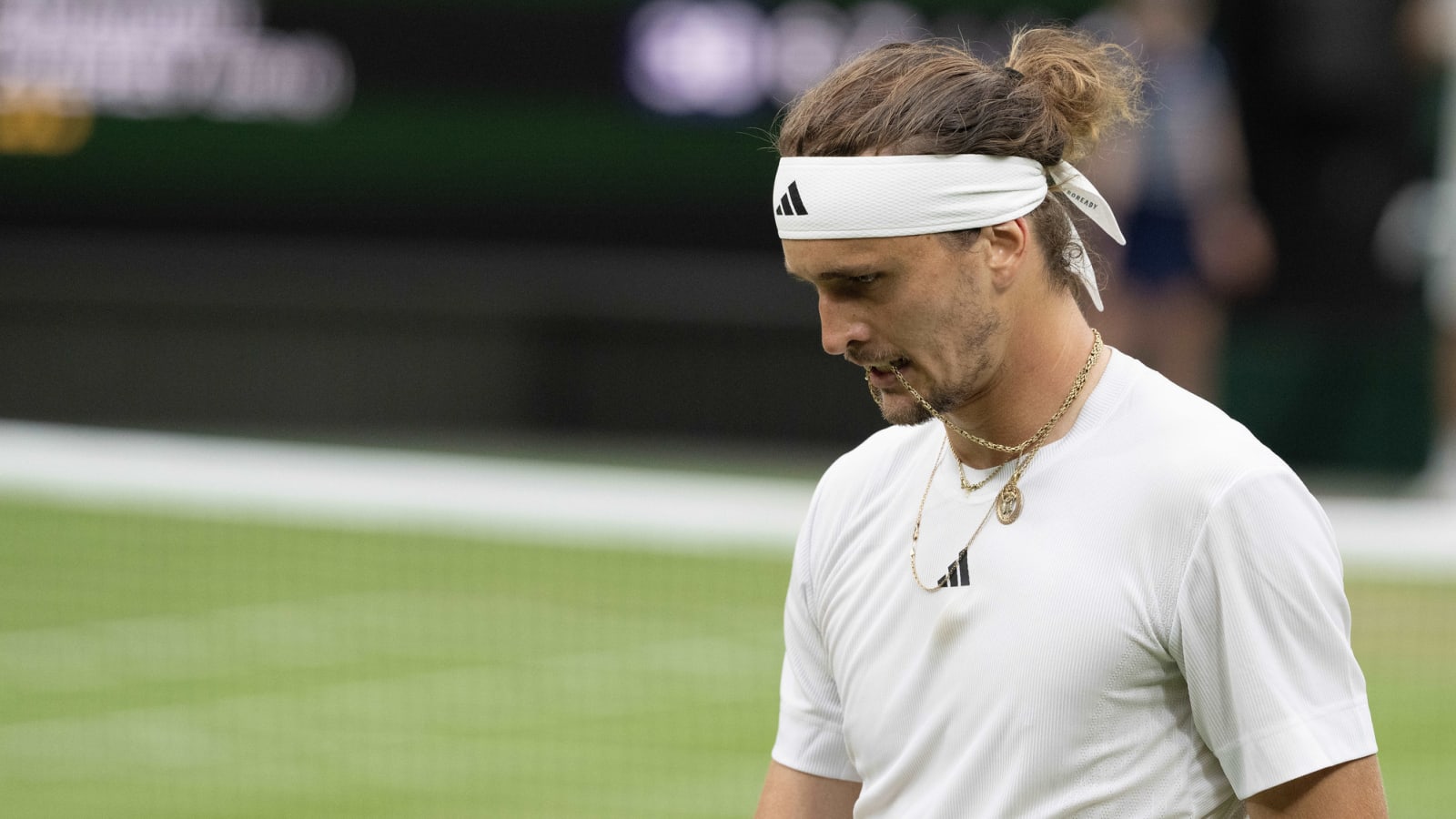 'If it’s a fracture in the bone or a tear or…' Alexander Zverev’s brother Mischa gives an update on the German’s injury, hints at missing 2024 Paris Olympics