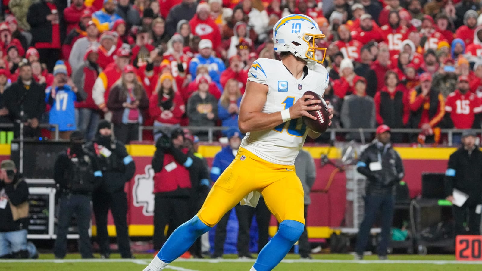 Cameras Capture Exact Moment Justin Herbert Suffers Injury Scare vs. Chiefs