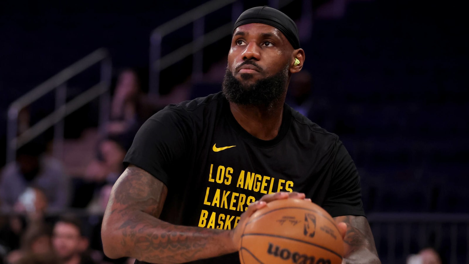 Video Of LeBron James Singing Iconic Michael Jackson Song For Pregame Goes Viral