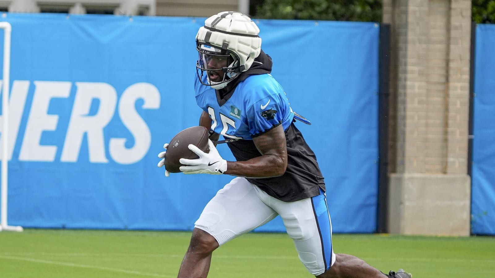 Trade: Cowboys Trade For Panthers WR Jonathan Mingo