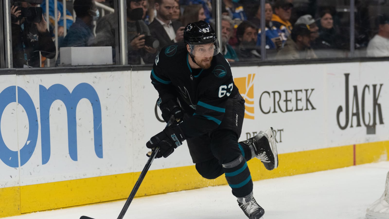 Bruins Recall Jeffrey Viel