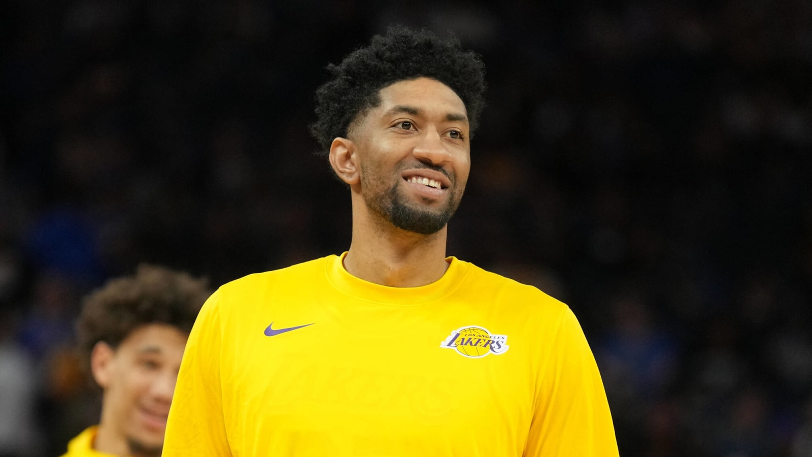 Lakers forward to undergo arthroscopic surgery on left knee