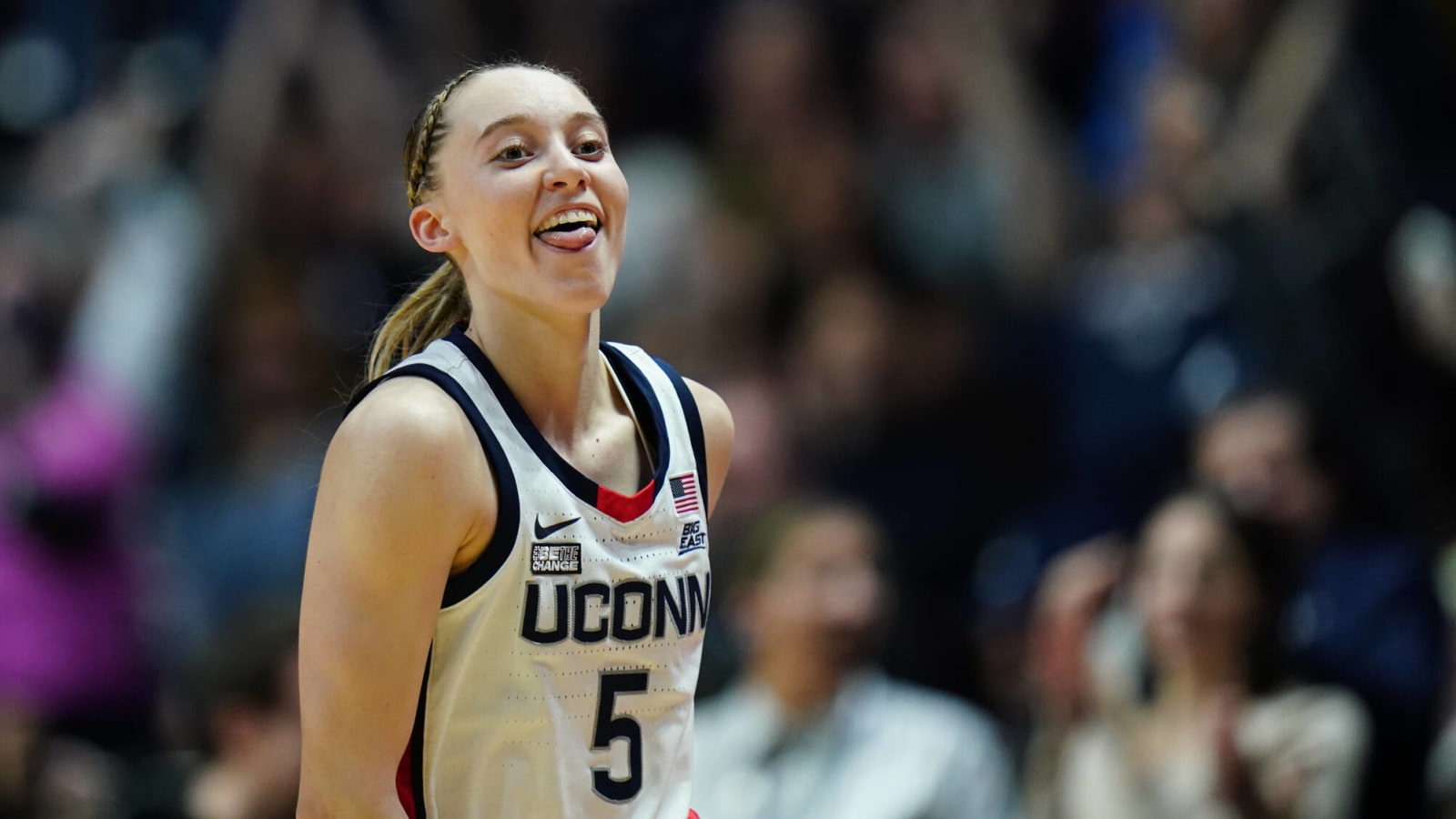 UConn Huskies Coach Drops Paige Bueckers Declaration That Will Catch Caitlin Clark’s Attention