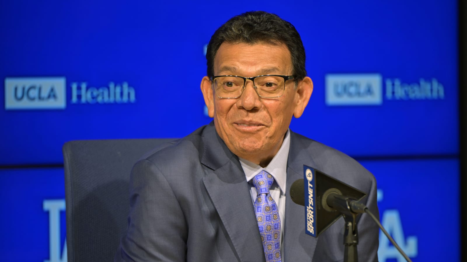 Dodgers Wearing Fernando Valenzuela Jersey Patch For 2024 World Series