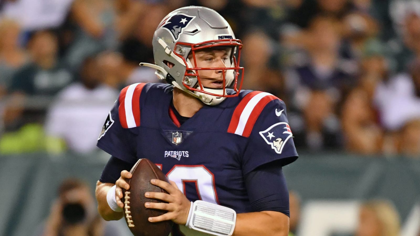 NFL world reacts to Mac Jones being Patriots’ QB1