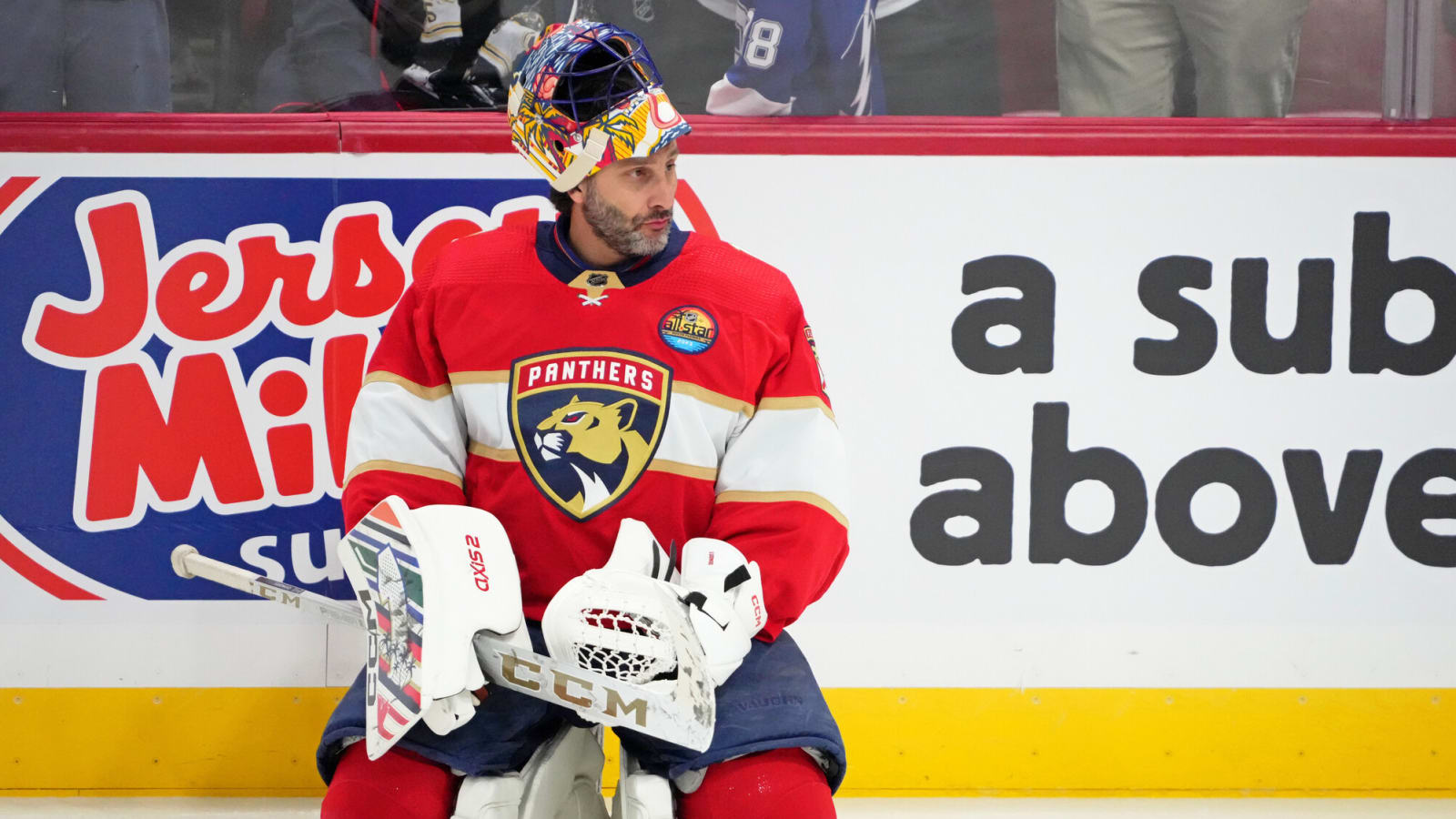 Hall of Fame Goalie Roberto Luongo makes surprise appearance at beer league hockey game