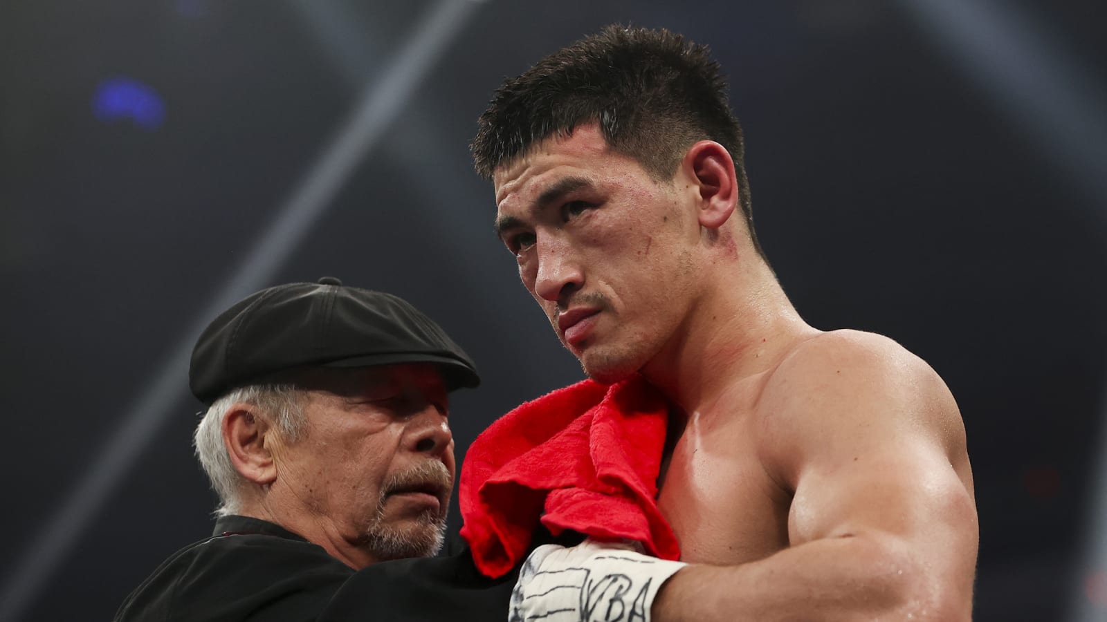 Artur Beterbiev vs. Dmitry Bivol: Who wins?