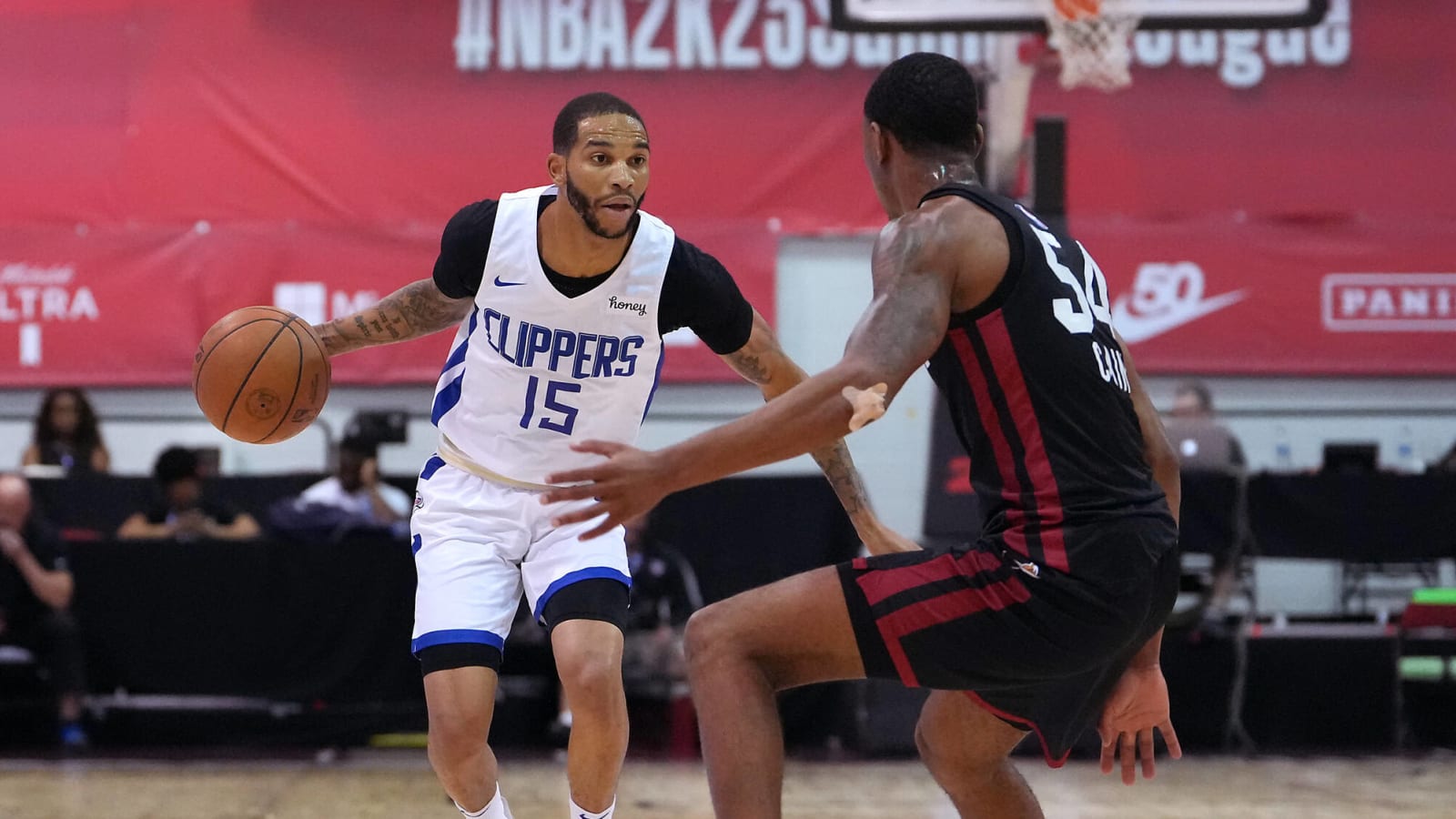 Clippers Signing Xavier Moon to Exhibit 10 Deal