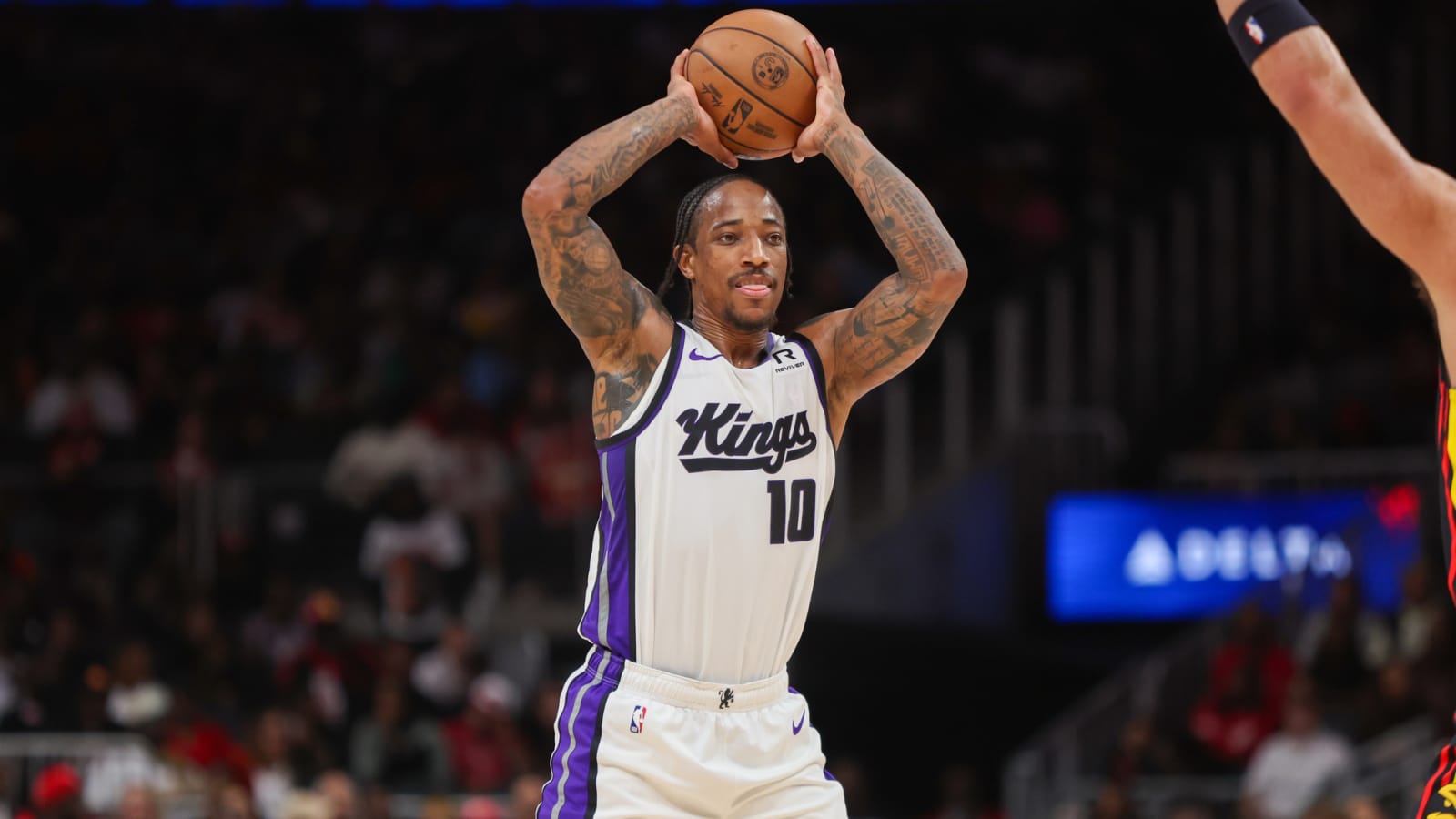 DeMar DeRozan Talks About Vince Carter s Jersey Retirement Yardbarker