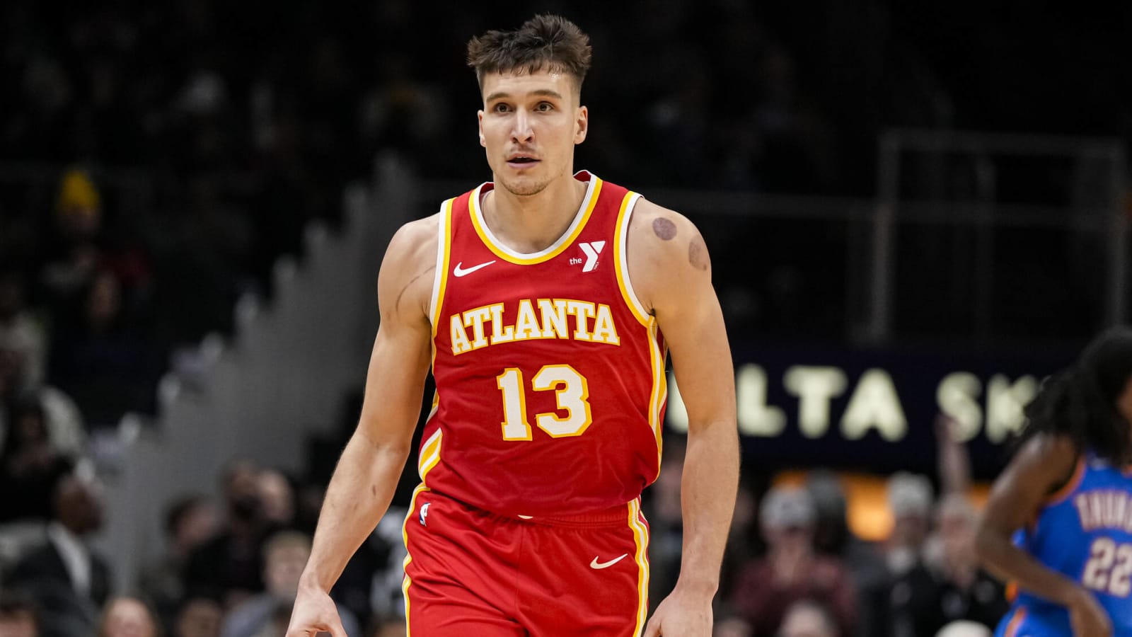 Hawks SG earns surprising honor over Jokic