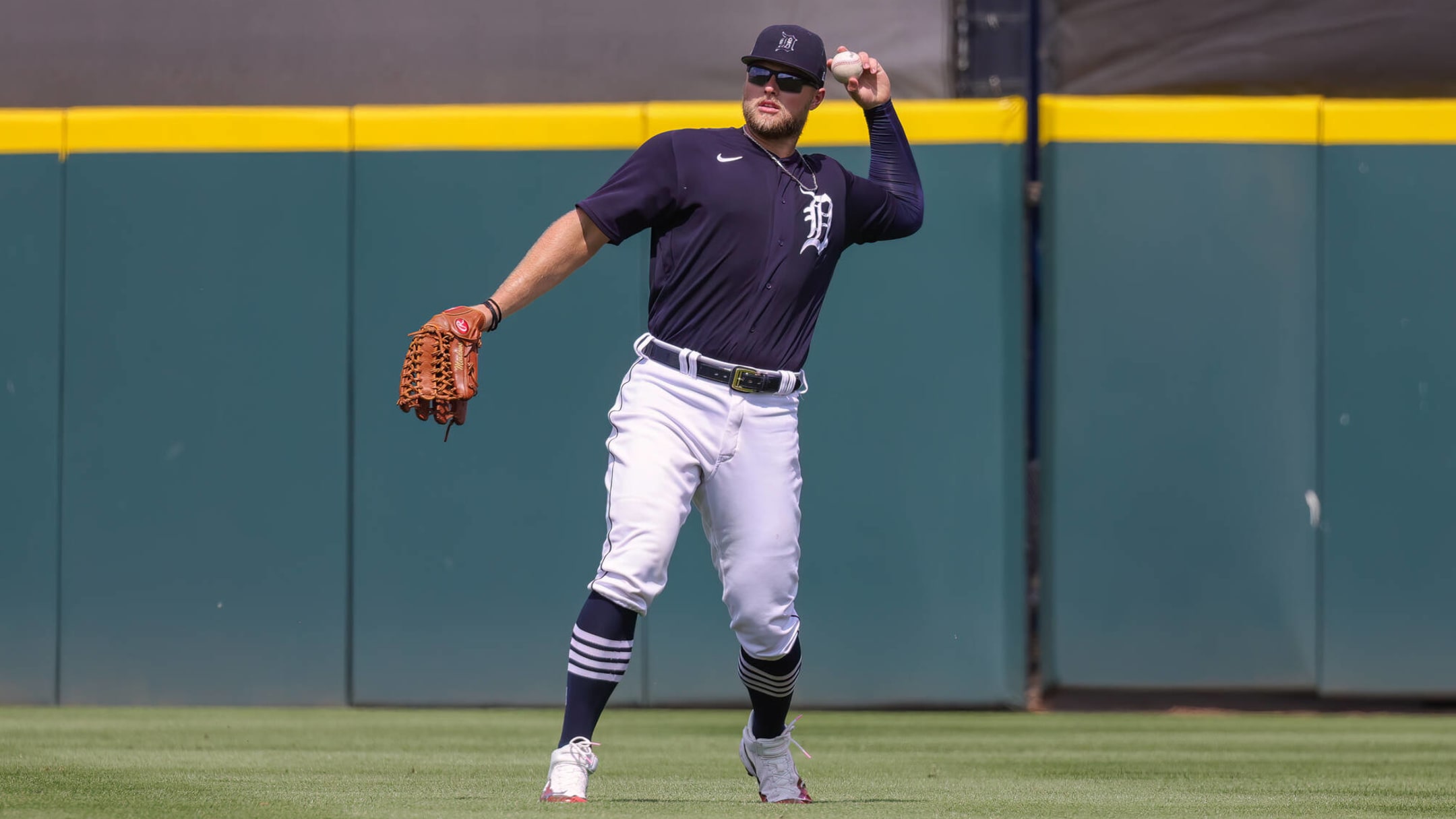 As Austin Meadows steps away, what will Tigers' outfield look like going  forward? 