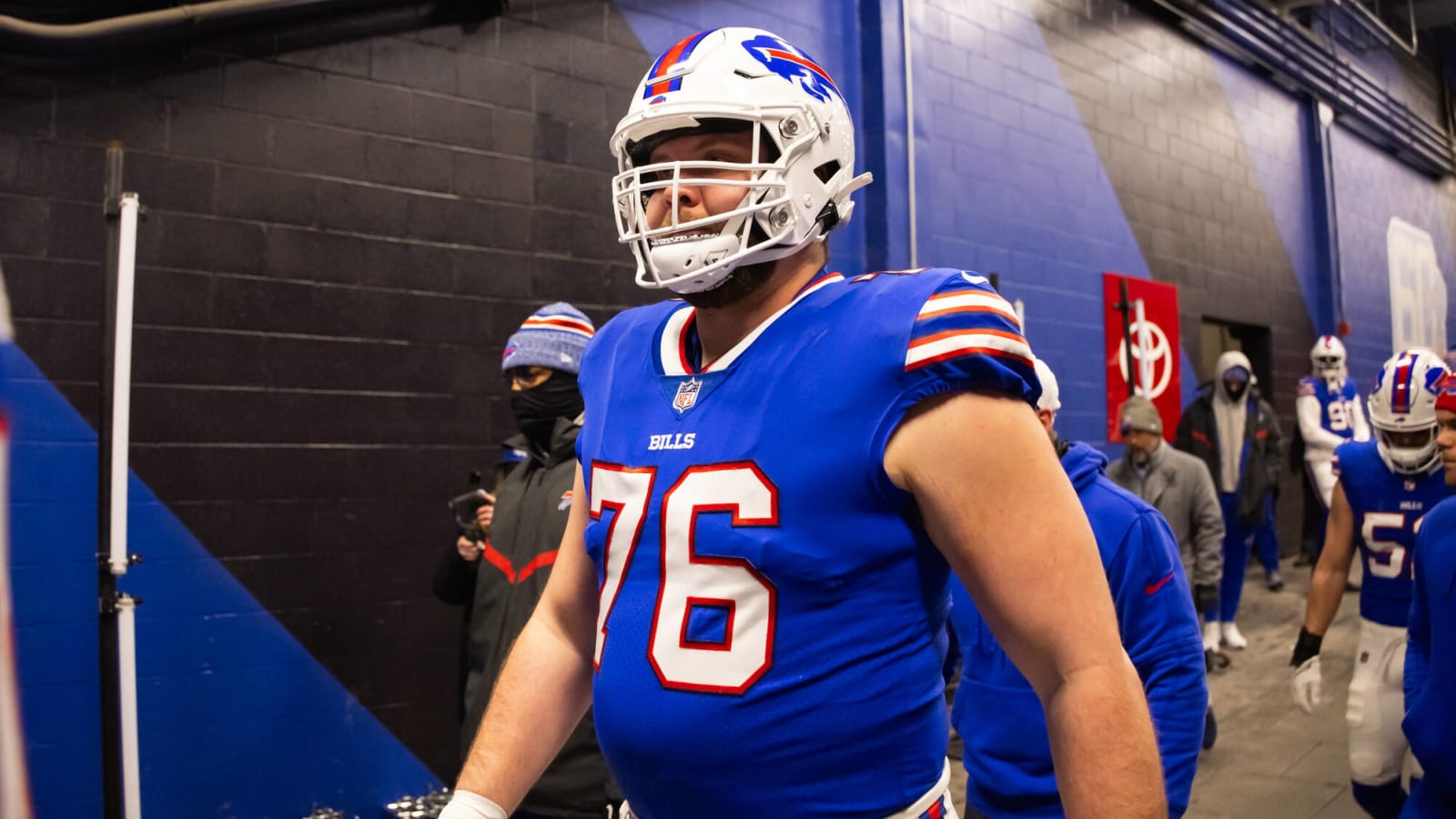 Bills to re-sign quality backup guard