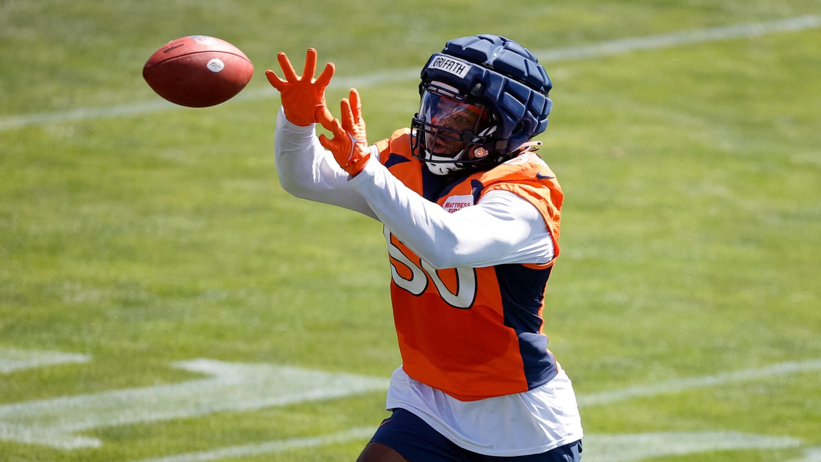 Broncos Sign LB Jonas Griffith To One-Year Extension