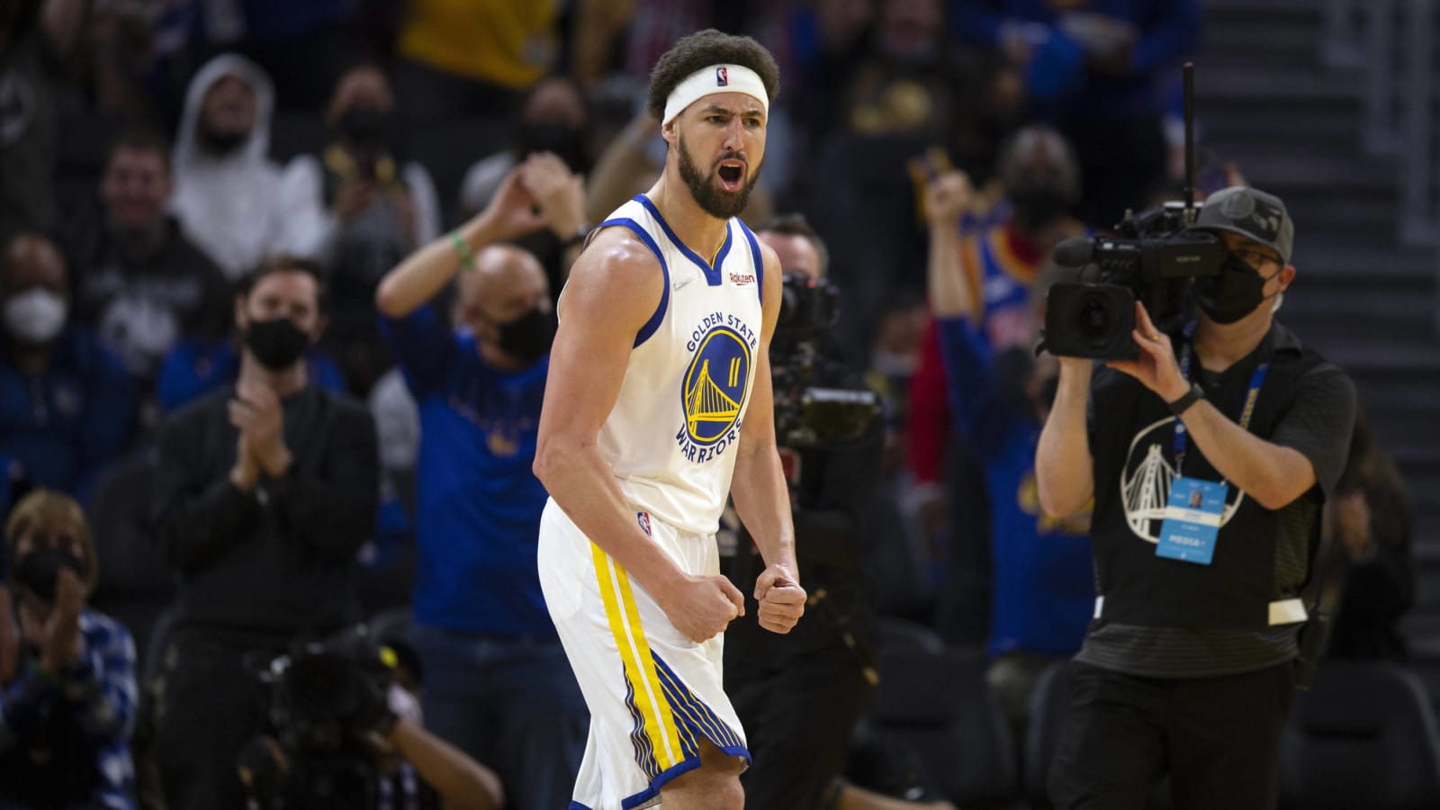 Steve Kerr: Klay Thompson will remain on minutes restriction