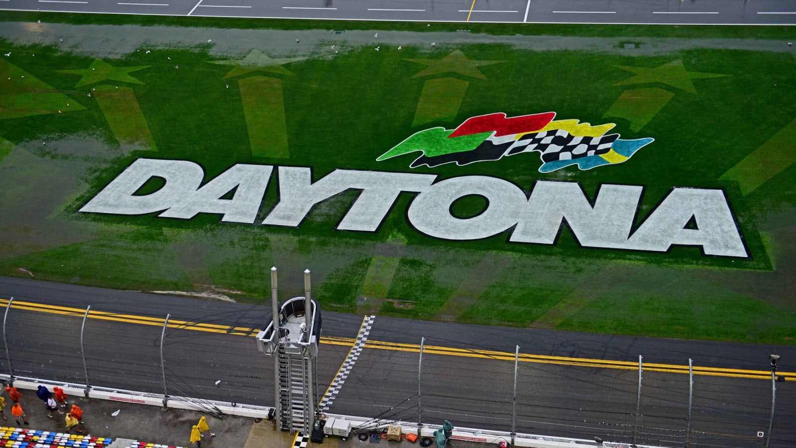 Rainy weather looms in Daytona Beach as the Daytona 500 nears