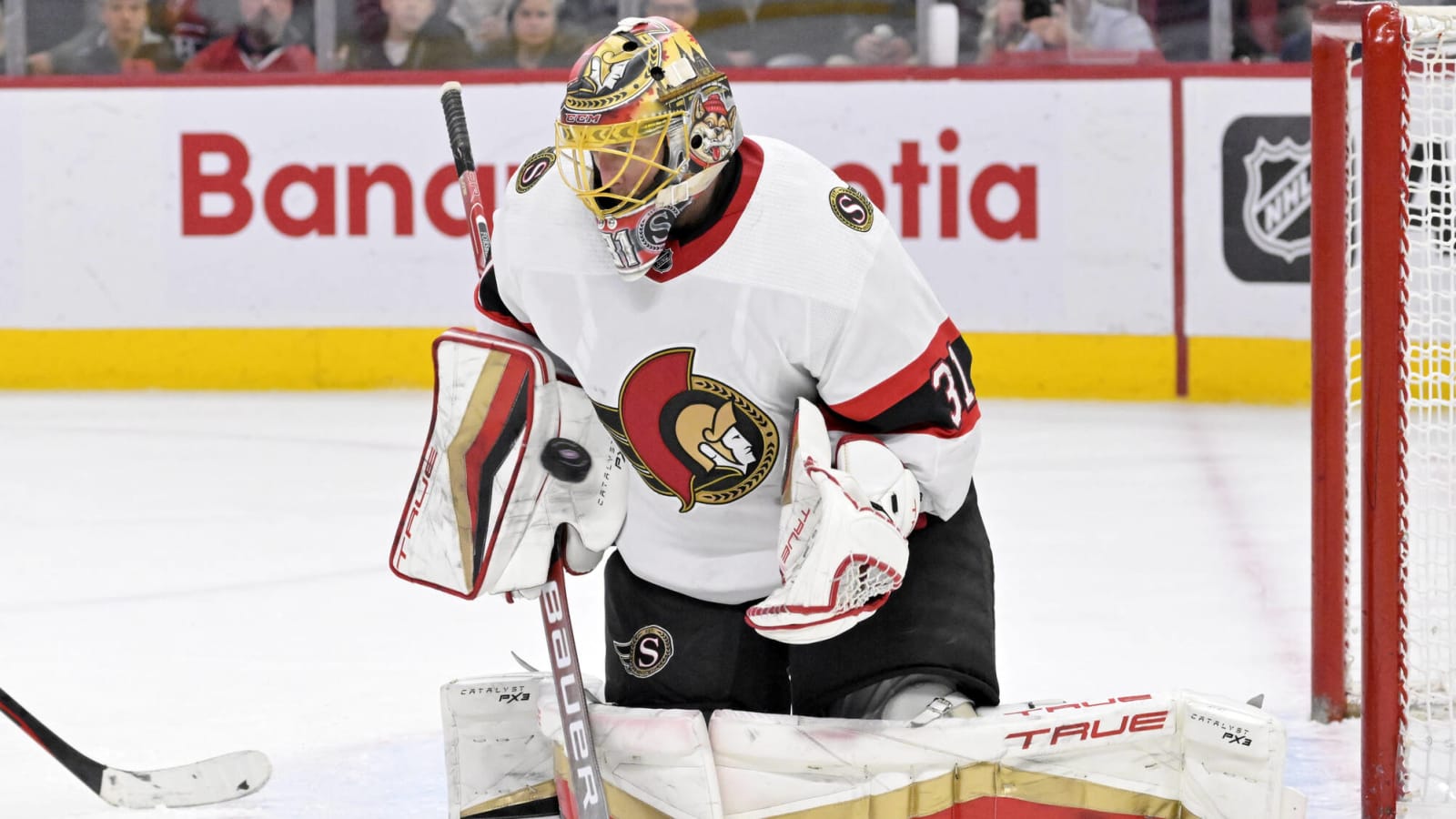 Anton Forsberg stretchered off after suffering lower-body injury