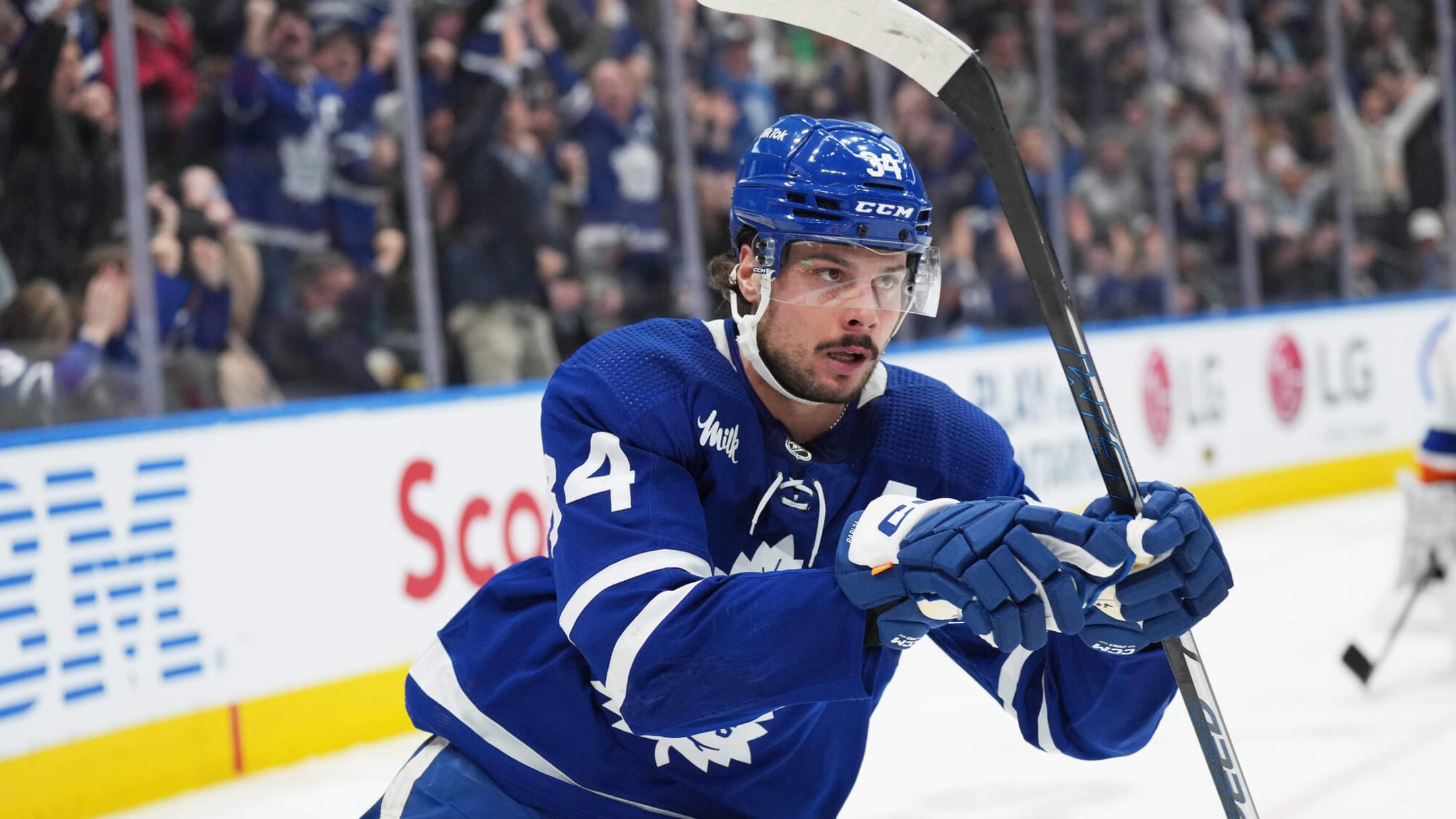 Auston Matthews showed off his world-class release with a ridiculous snipe  - Article - Bardown