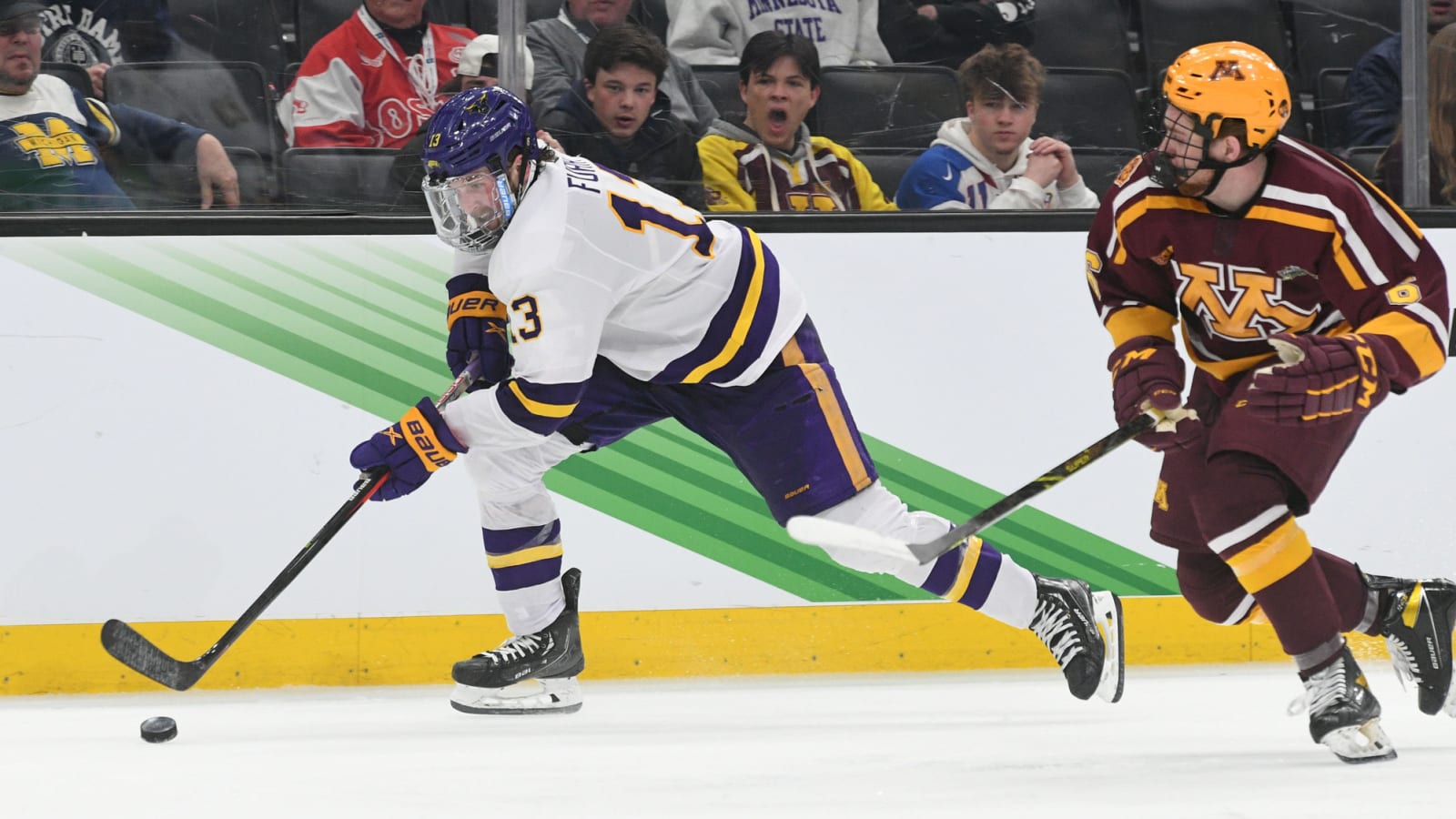 Which Maple Leafs NCAA prospects are in need of contracts?