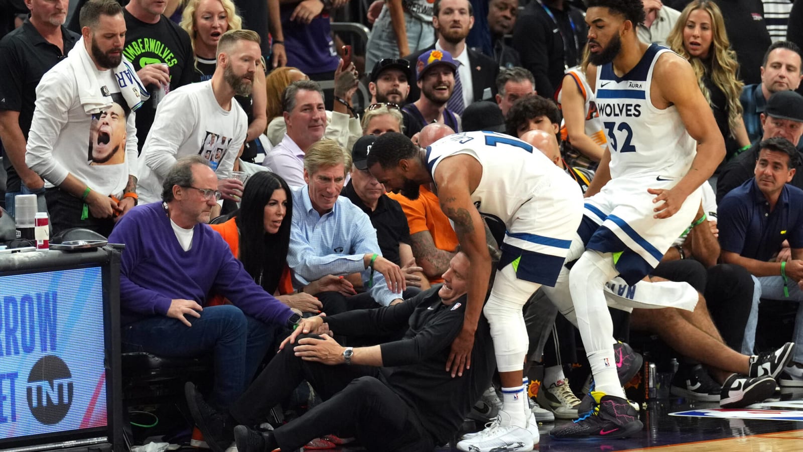 Wolves coach had funny demand after Mike Conley injured him