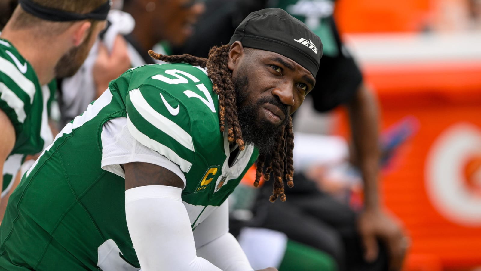 LB C.J. Mosley intends to play in 2025