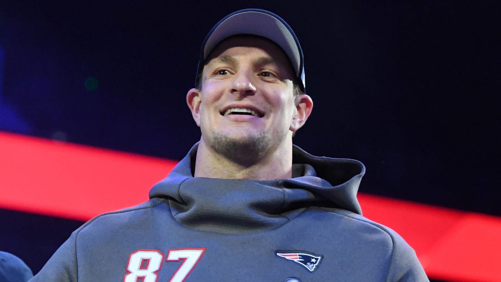 Tom Brady’s trainer Alex Guerrero welcomes Rob Gronkowski to Tampa Bay