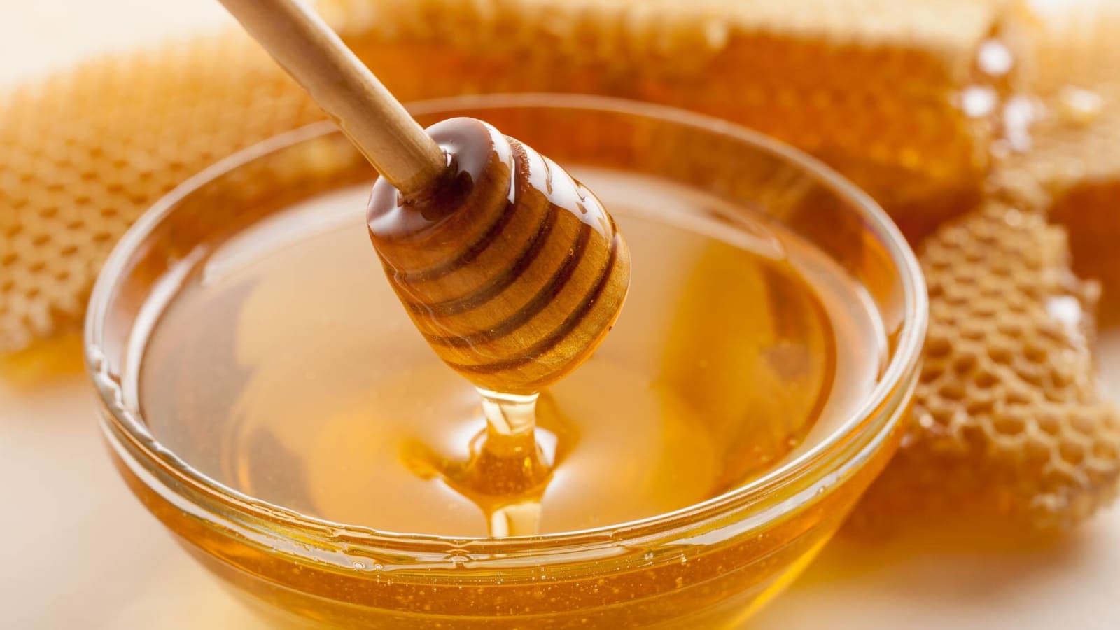 20 random uses for honey