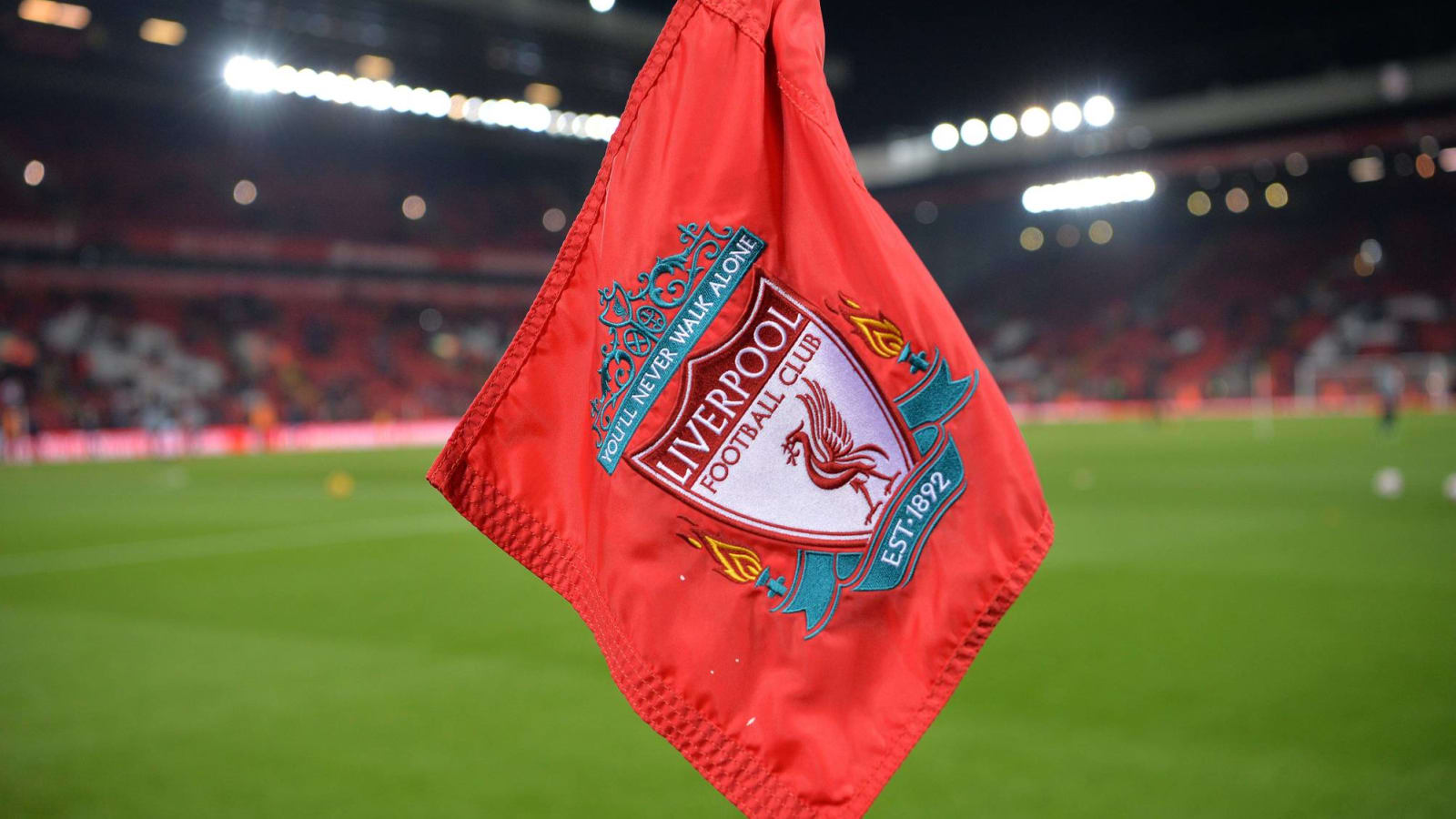 Liverpool players kneel at stadium in honor of George Floyd