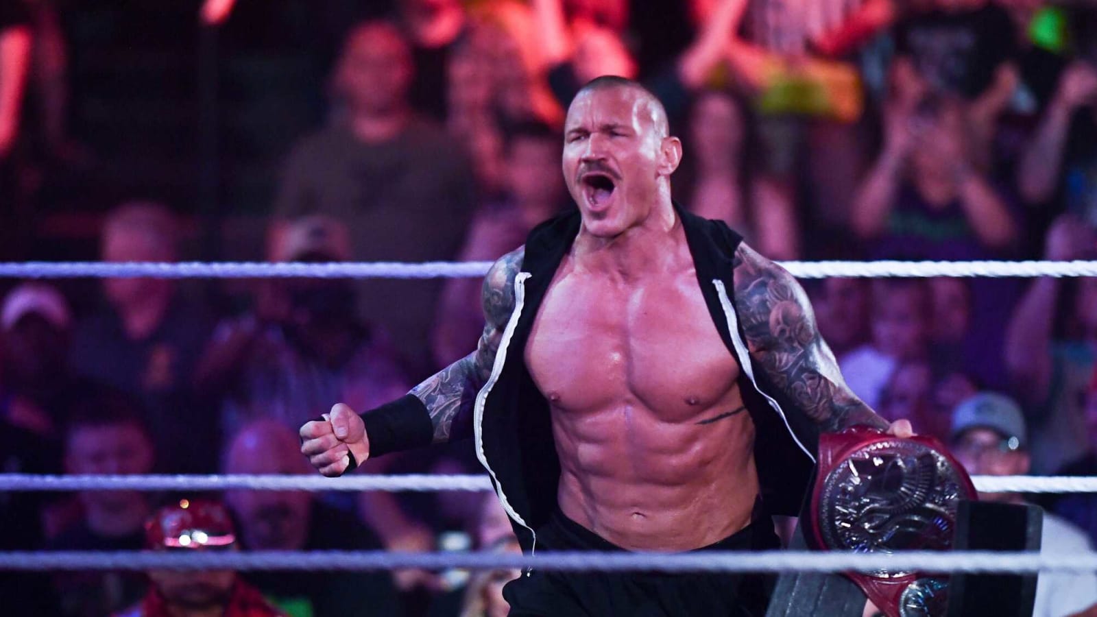 Gunther sends a 2-word message to Randy Orton after getting RKOed on Raw 