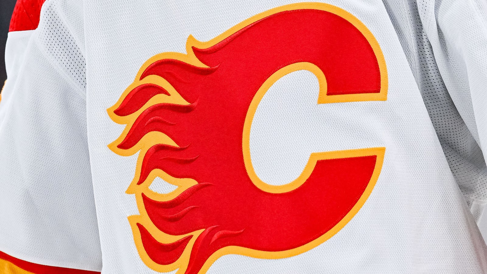 Calgary Flames legend Al MacNeil dead at 89