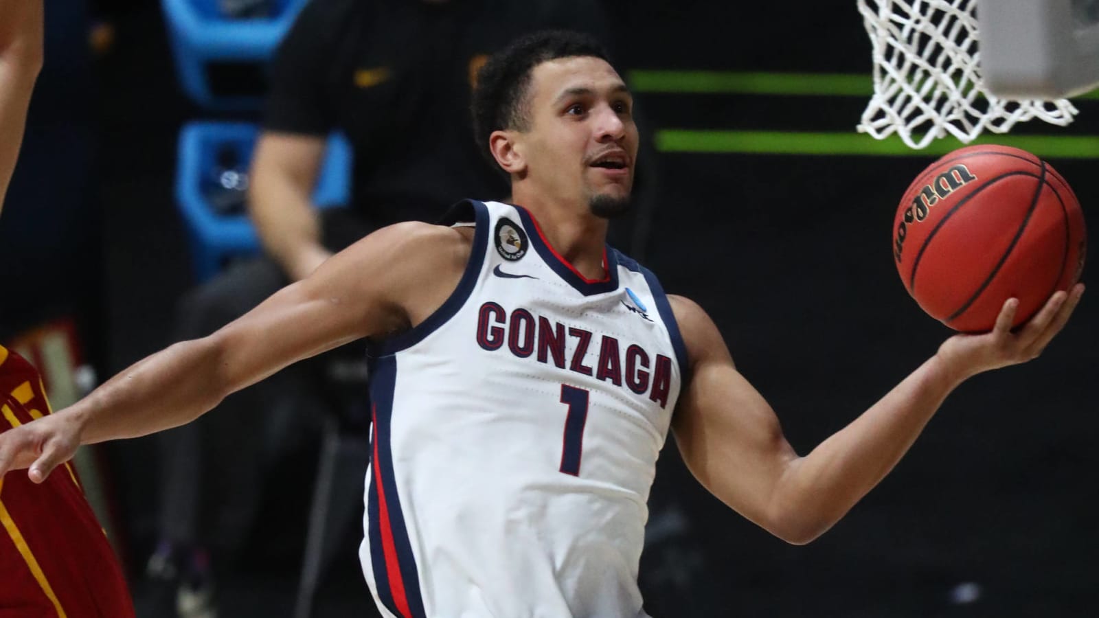 Suggs: Bueckers' pep talk fueled him in Gonzaga's win
