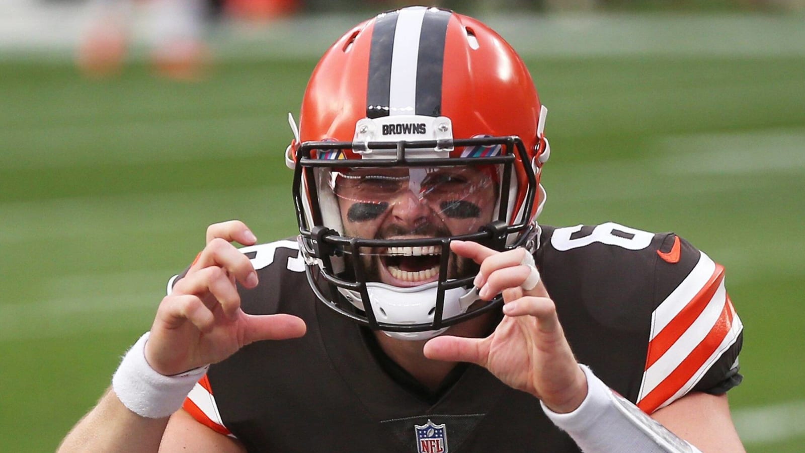 Baker Mayfield angered over Browns' public pursuit of Deshaun Watson?