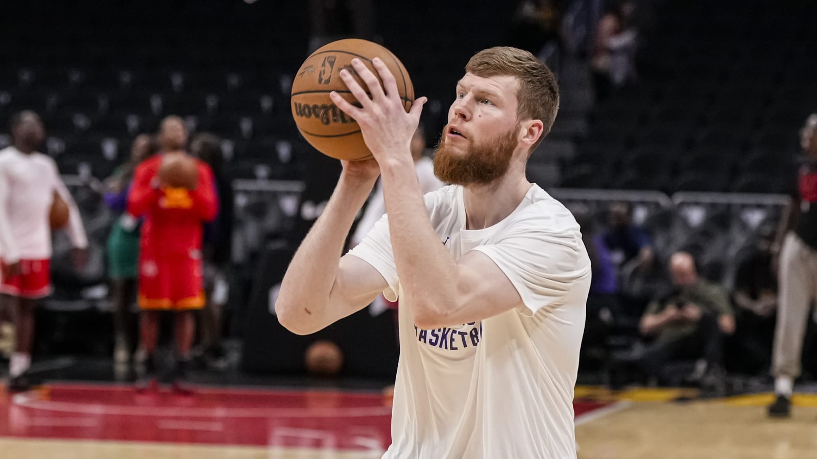 Hornets to waive veteran power forward