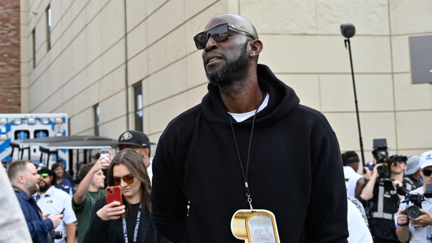 'I’m part wolf, part Celtic!' Kevin Garnett’s loyalty gets tested if former teams Celtics play Wolves in finals