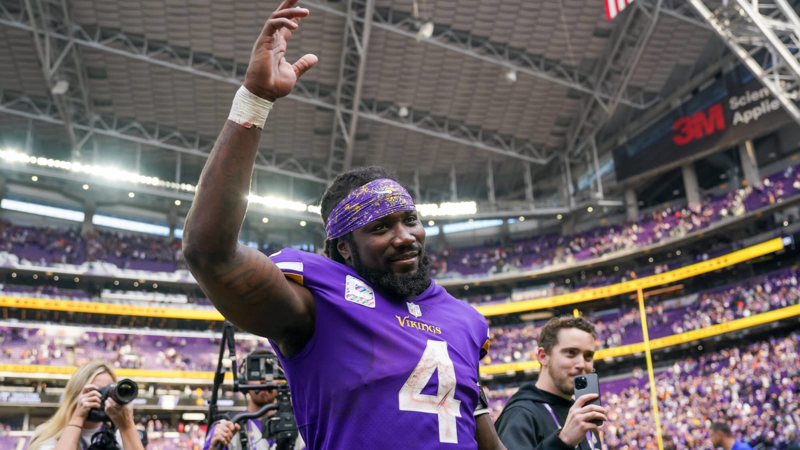 Did Dalvin Cook tip his hand about where he plans to sign?