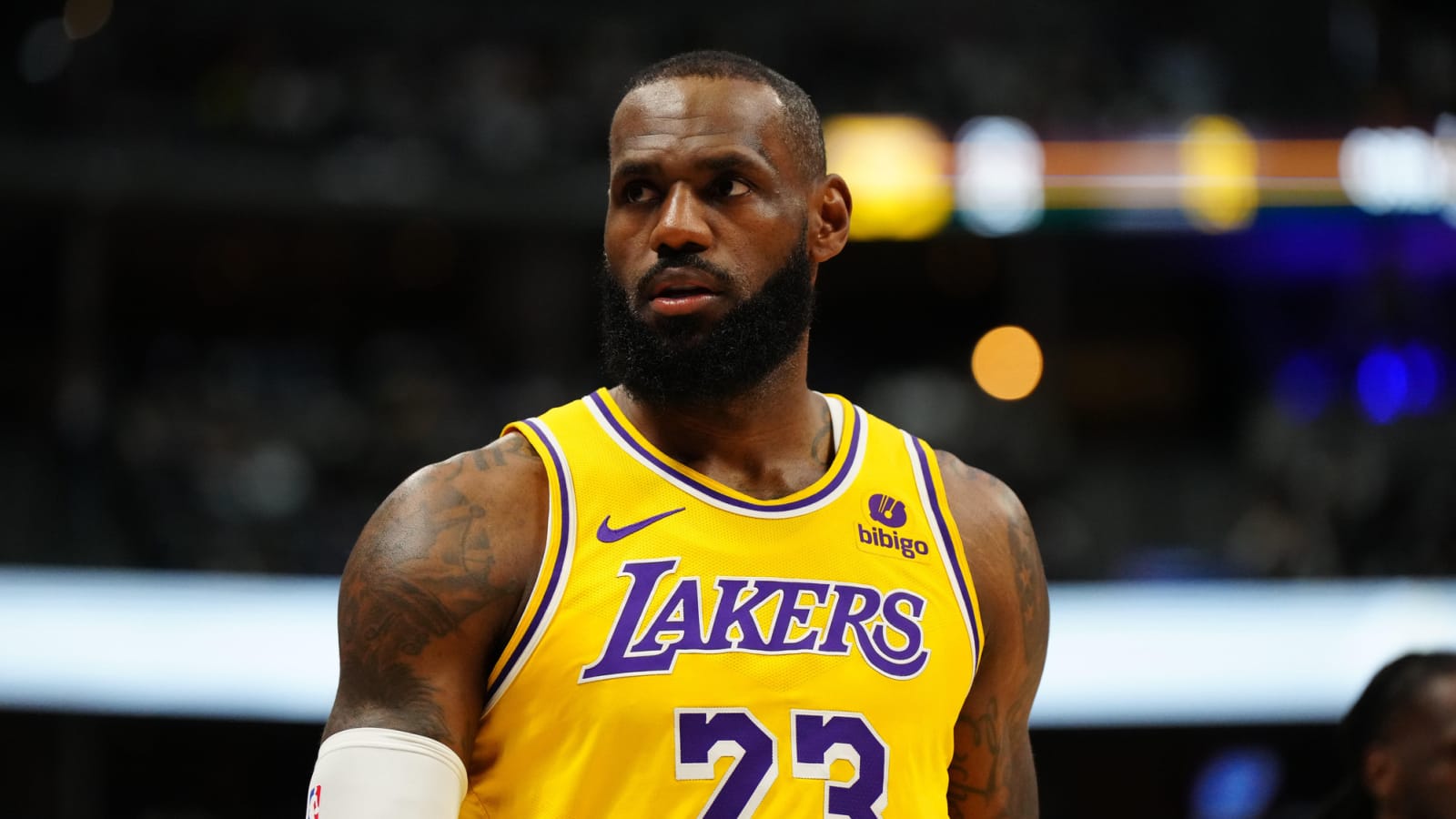 LeBron James' agent 'adamantly opposed' trade to Warriors