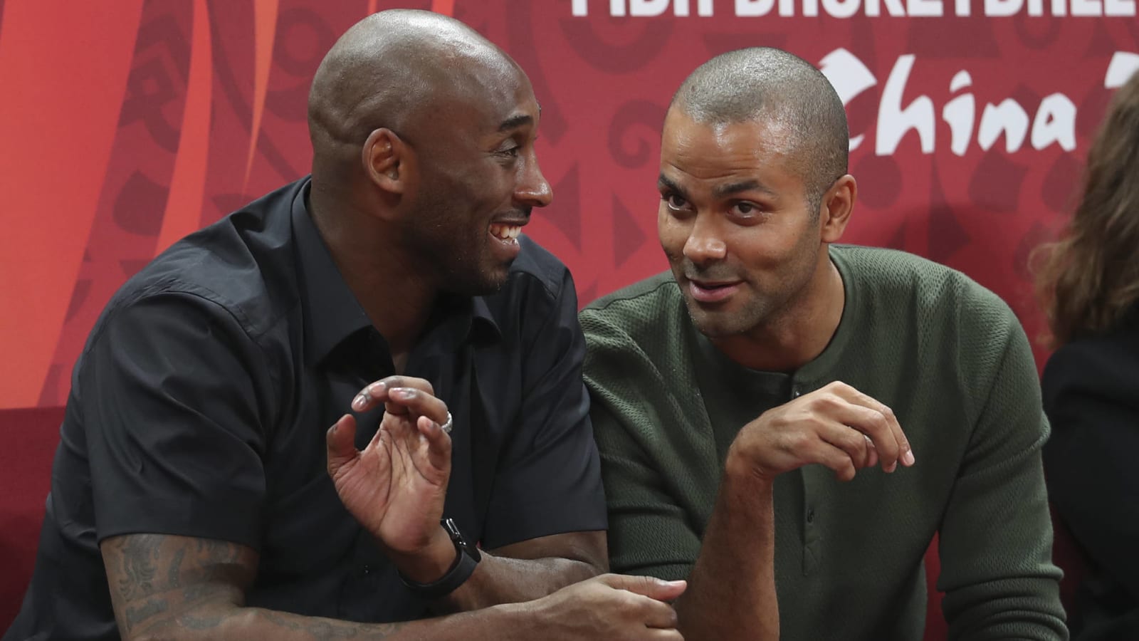 Kobe shares take on Parker in Spurs legend's new doc