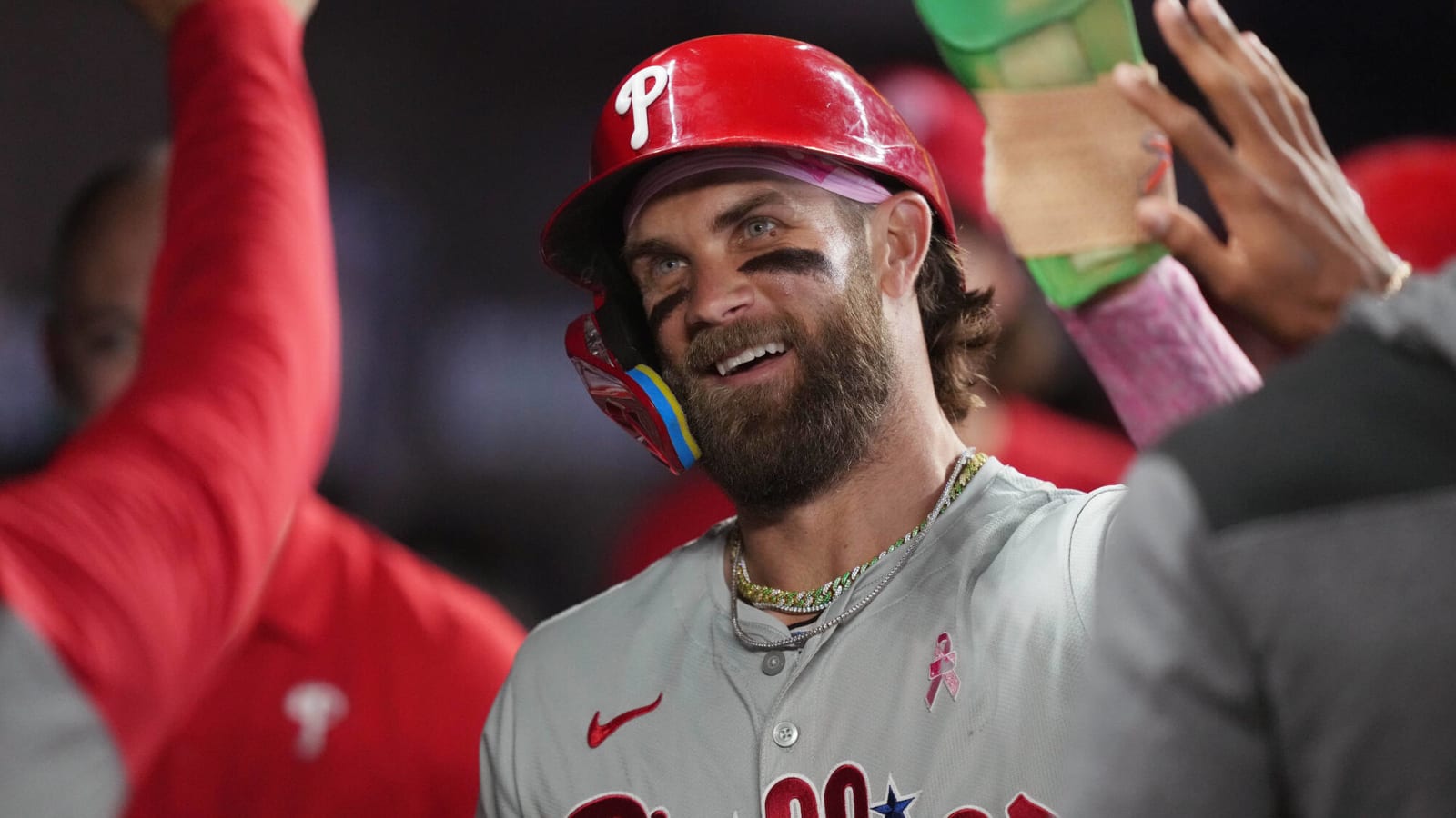 Watch: Phillies' Bryce Harper helps high school student with promposal