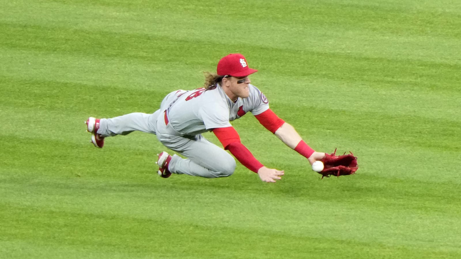 Cardinals place Harrison Bader on IL with fractured rib