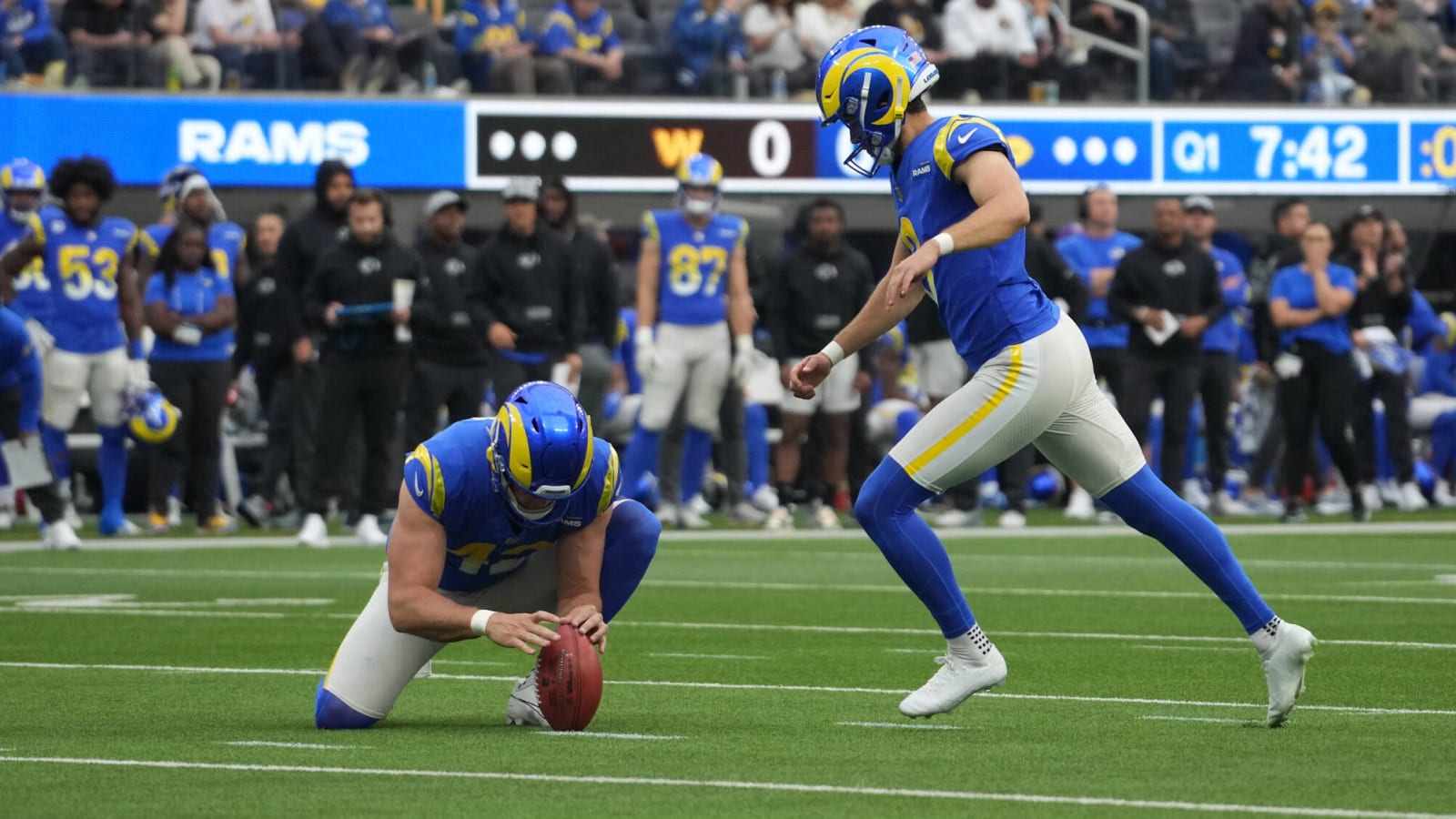 Browns Sign Kicker Lucas Havrisik