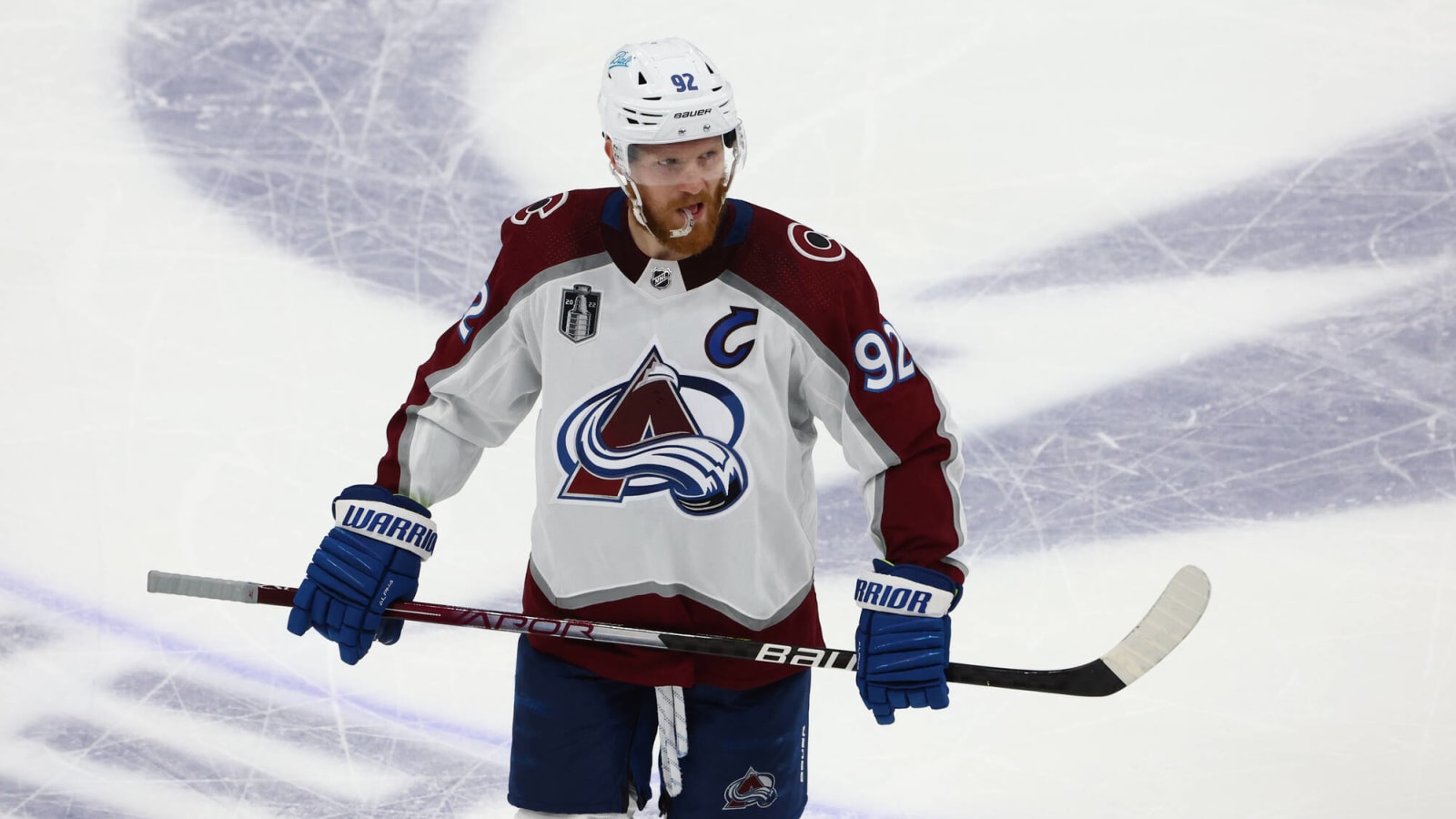 Gabriel Landeskog skates for first time since cartilage transplant