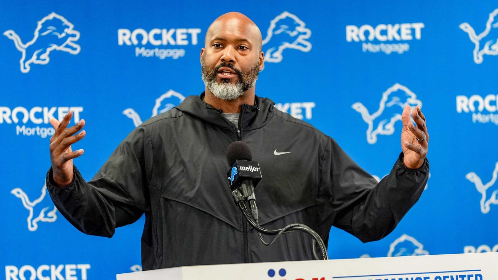 Lions make decision on their new defensive coordinator