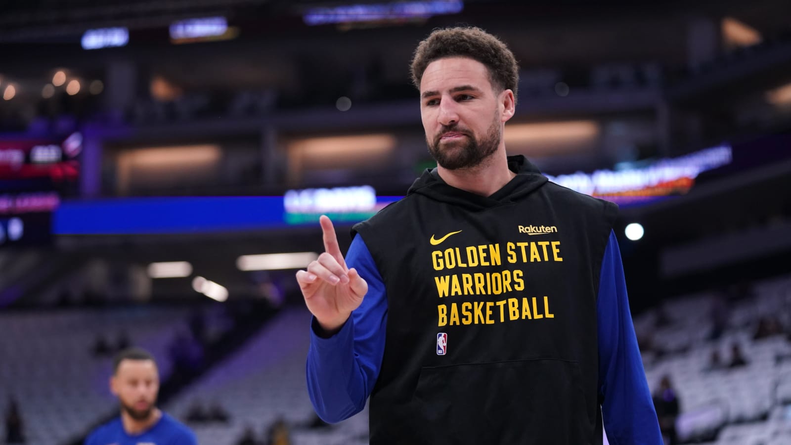 Is Klay Thompson unfollowing the Warriors a telltale sign?