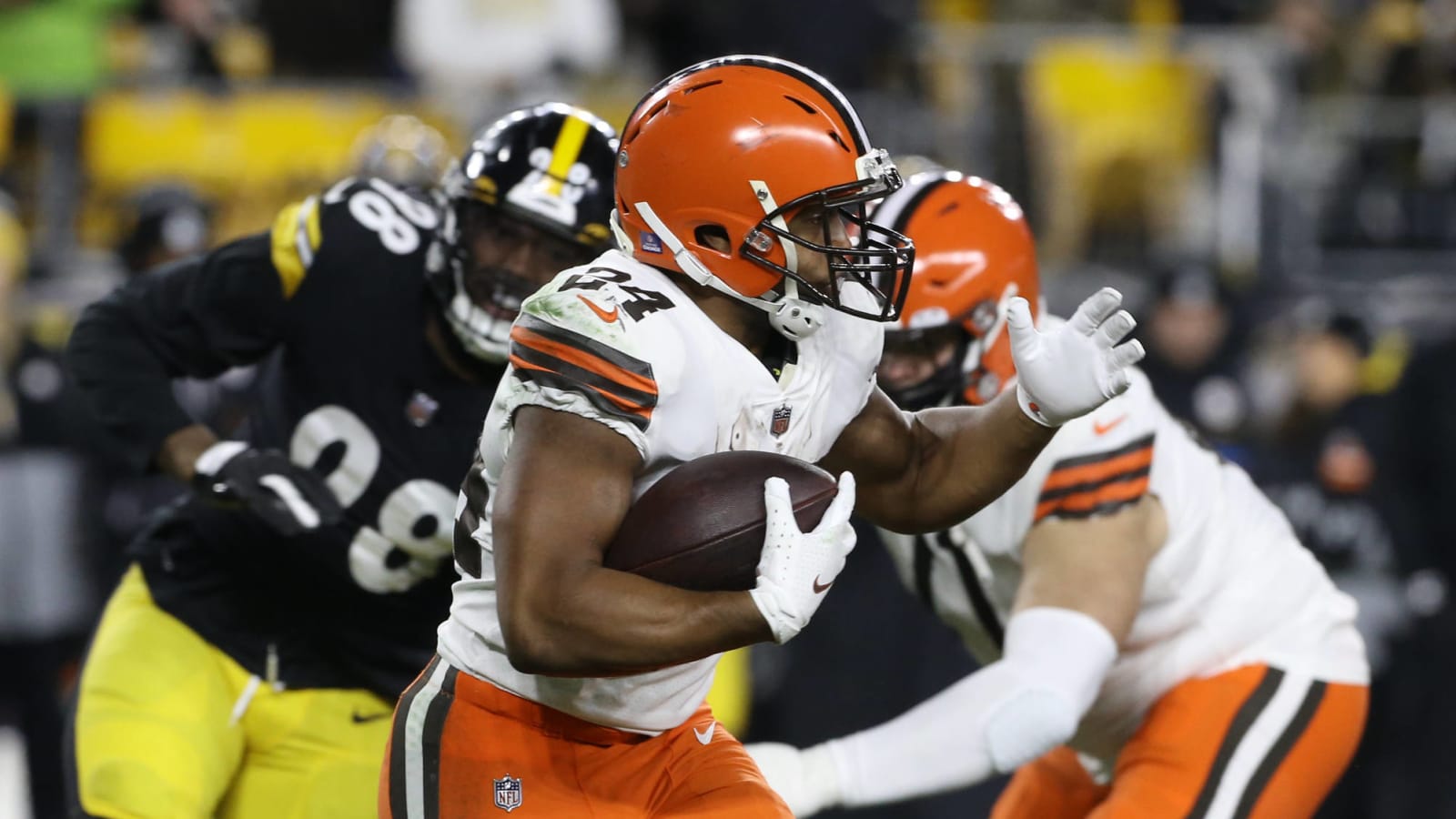 Browns coach explains why Chubb saw little action in first half