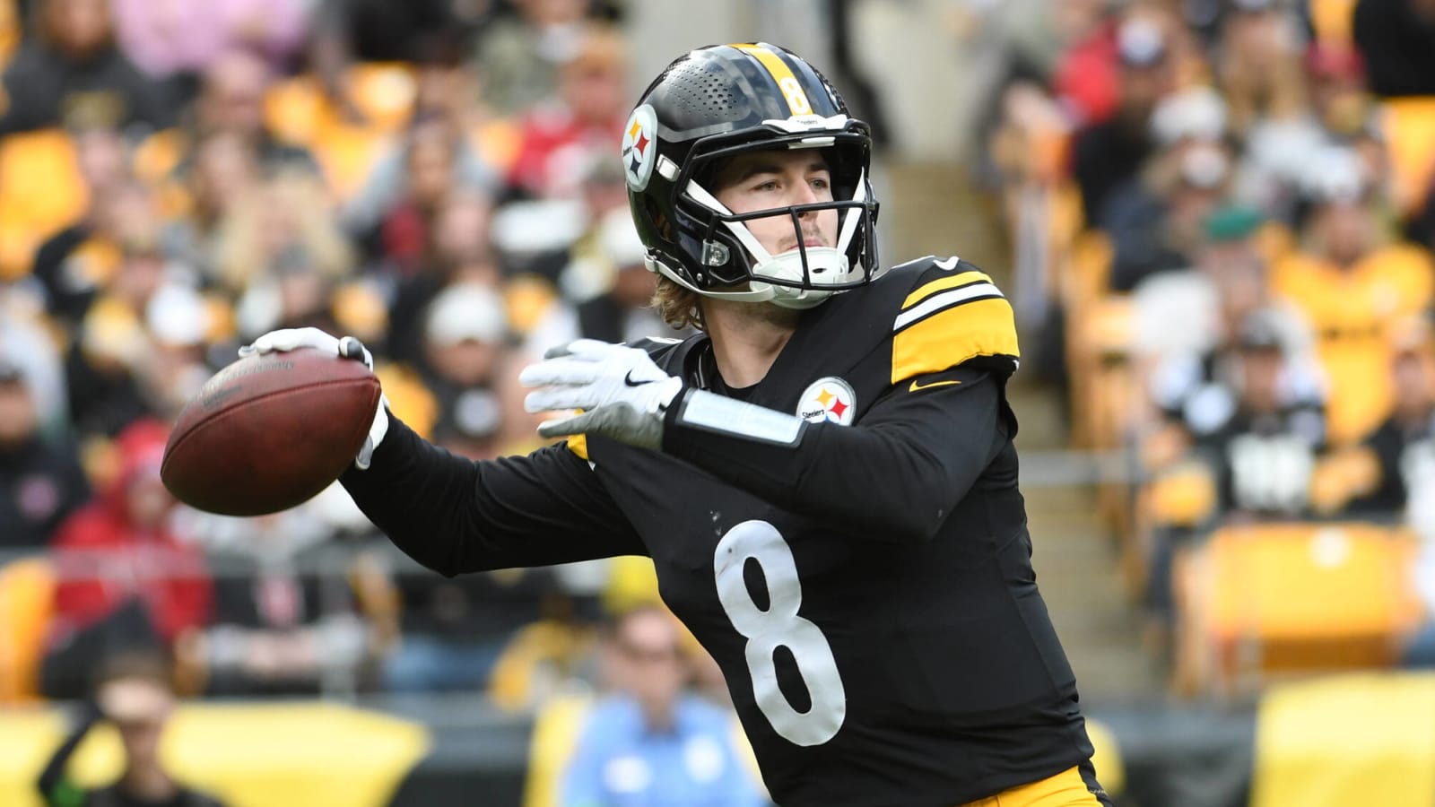 Tomlin: Kenny Pickett is QB1; Will Face Competition for Job