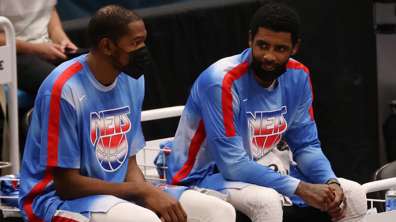Nets' Durant rails against unflattering Irving narratives