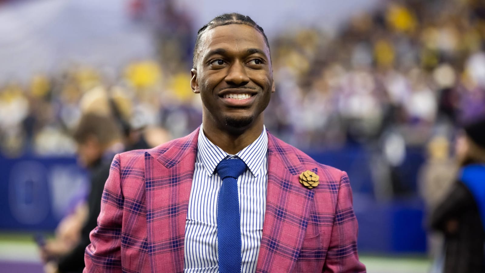 Robert Griffin III, former HC get in argument on social media Yardbarker
