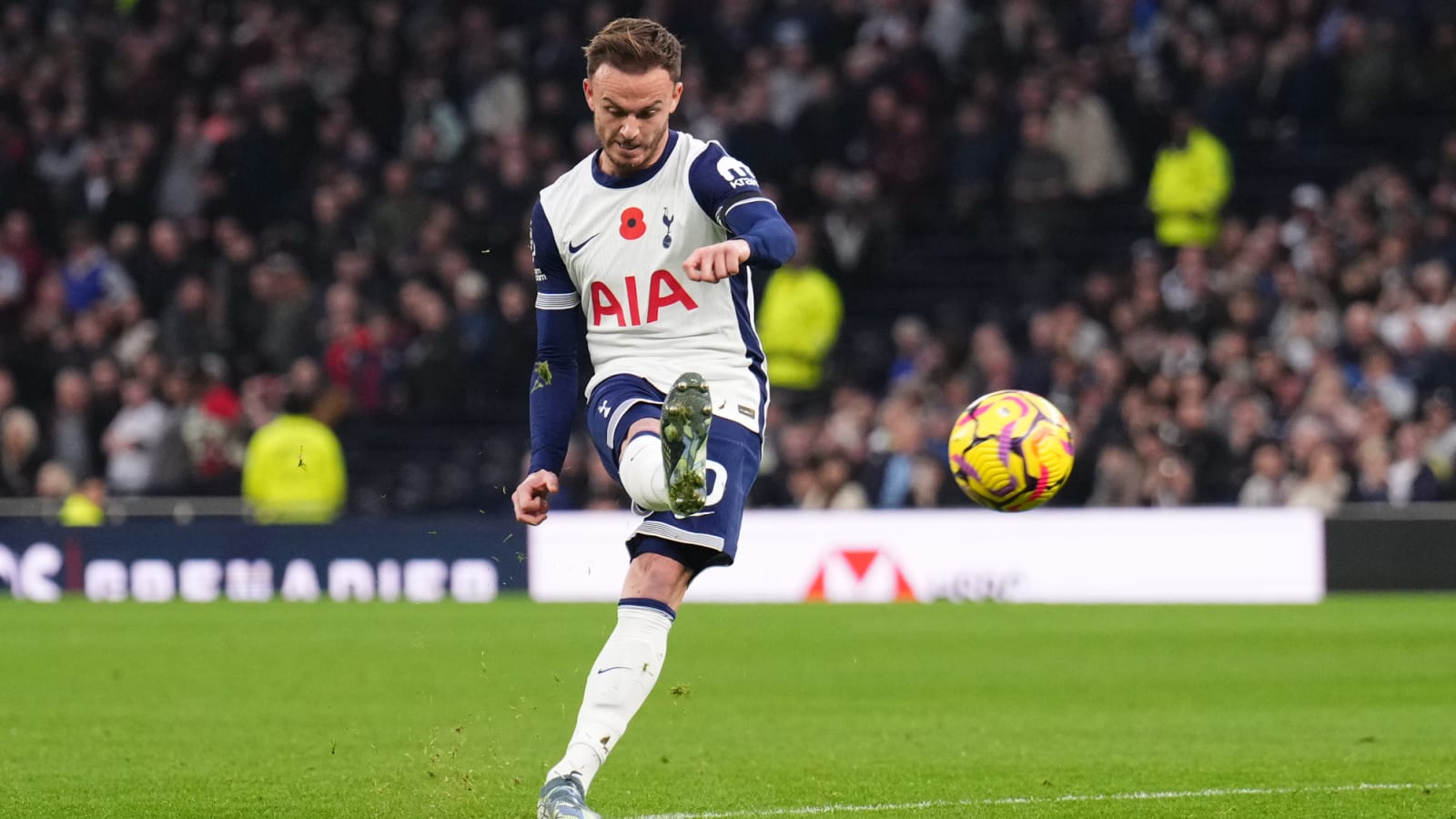 Former Arsenal man bowled over by Tottenham star’s ‘beauty’ in dominant Aston Villa win