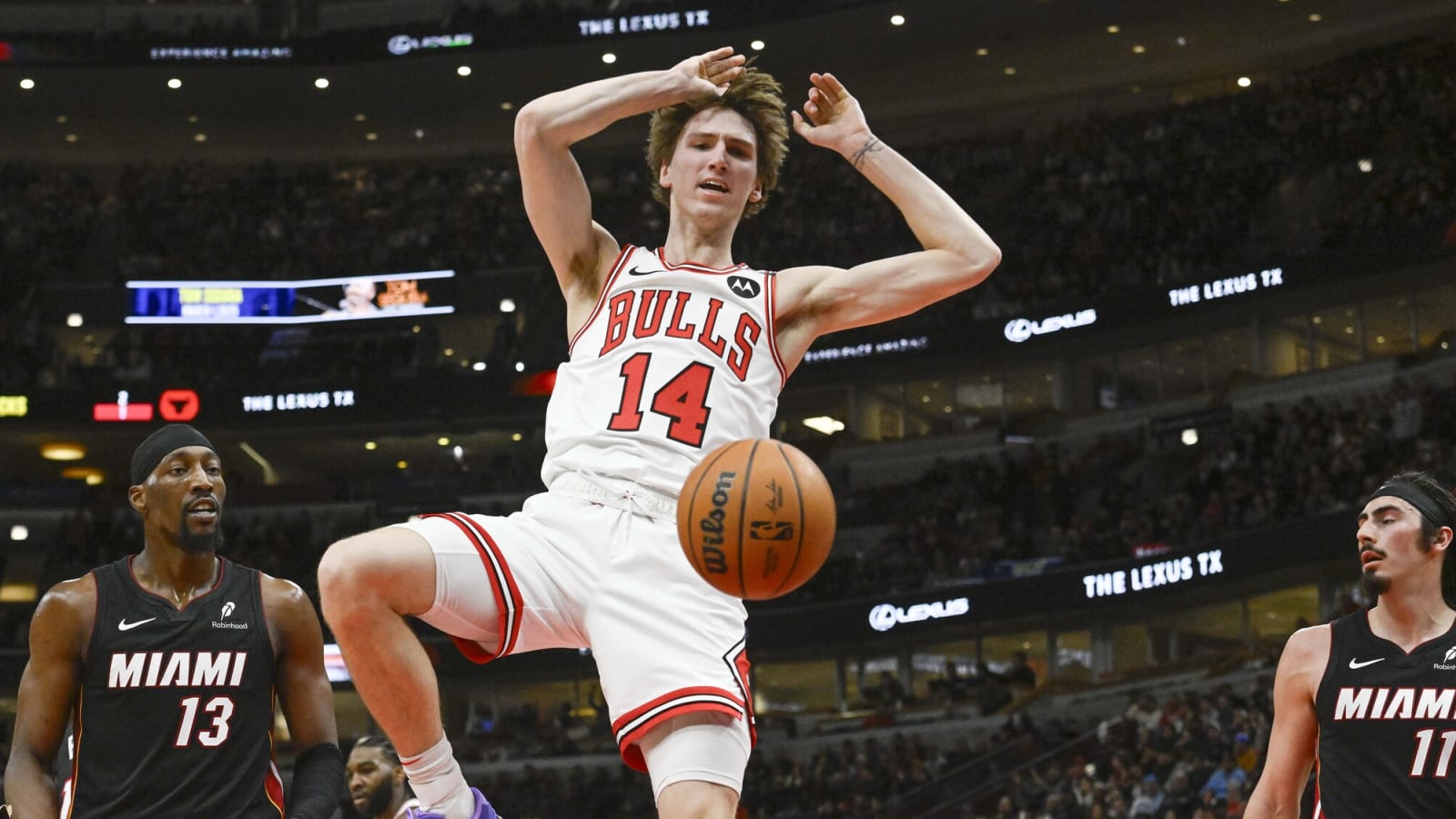 Chicago Bulls promising young rookie makes franchise history