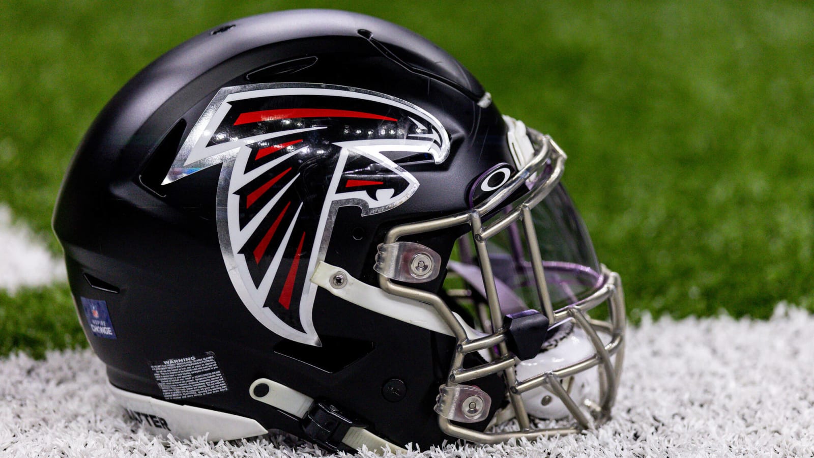 Falcons to sign German-born, ex-soccer player as kicker