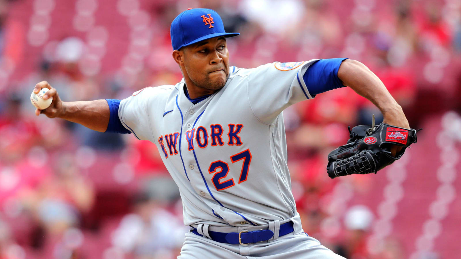 Report: Red Sox 'showing interest' in reliever Jeurys Familia
